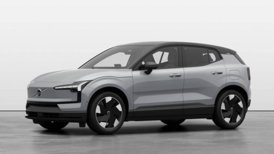 %10 ÖTV’li elektrikli Volvo EX30 satışta! 476 km menziliyle Türkiye pazarını sallıyor! 4